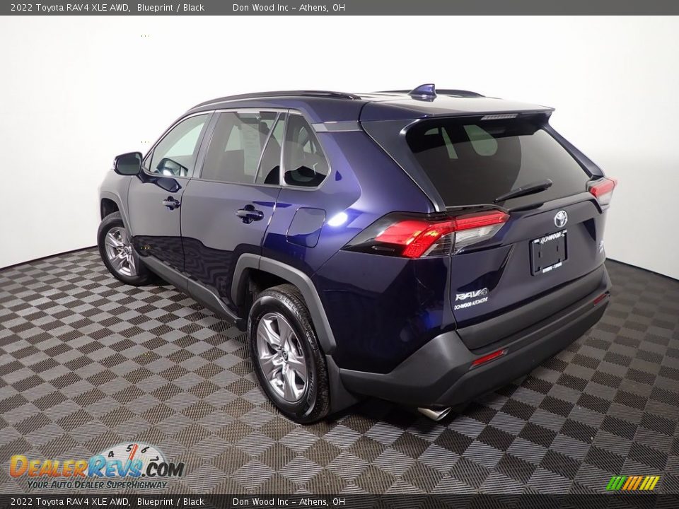 2022 Toyota RAV4 XLE AWD Blueprint / Black Photo #11