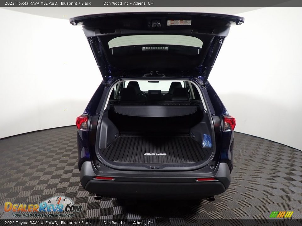 2022 Toyota RAV4 XLE AWD Blueprint / Black Photo #13