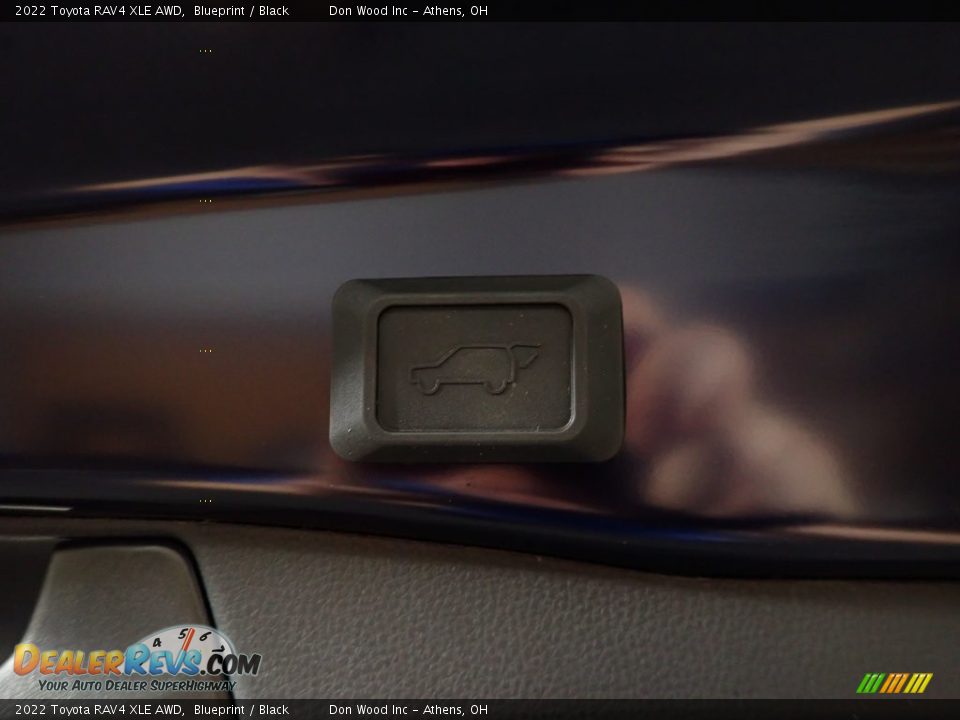 2022 Toyota RAV4 XLE AWD Blueprint / Black Photo #14