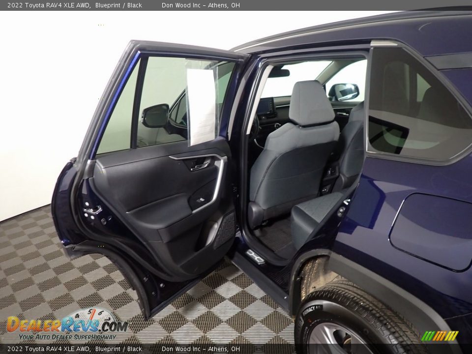 2022 Toyota RAV4 XLE AWD Blueprint / Black Photo #31
