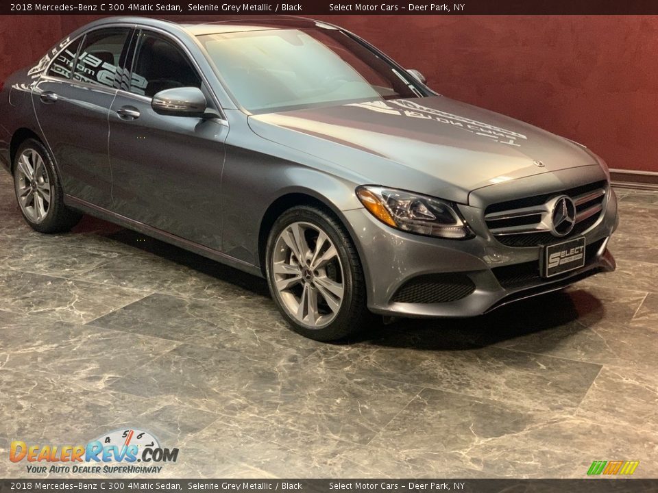 Front 3/4 View of 2018 Mercedes-Benz C 300 4Matic Sedan Photo #3