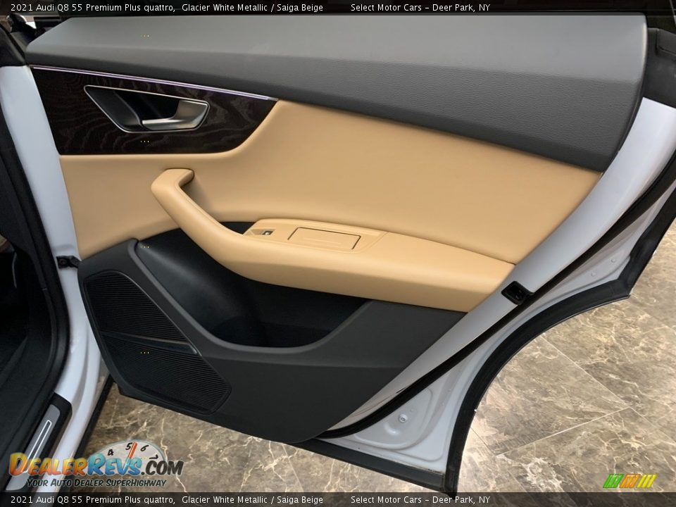 Door Panel of 2021 Audi Q8 55 Premium Plus quattro Photo #17