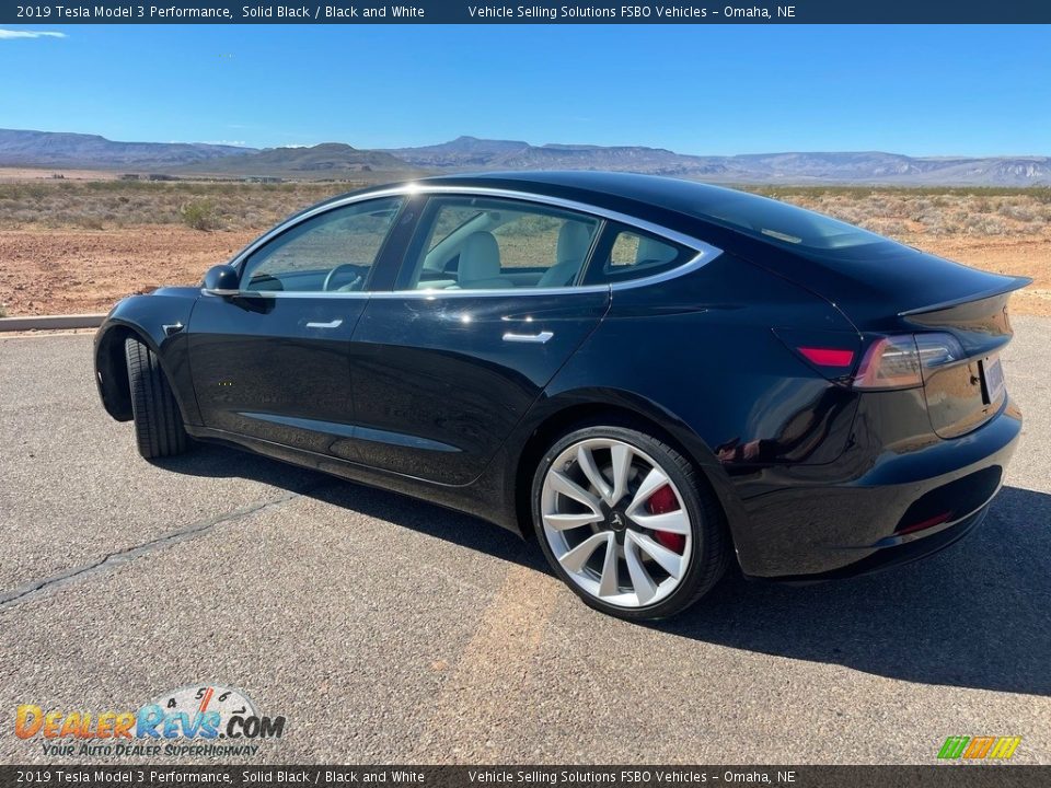 2019 Tesla Model 3 Performance Solid Black / Black and White Photo #3