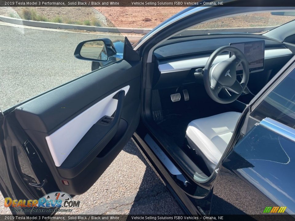 Front Seat of 2019 Tesla Model 3 Performance Photo #7