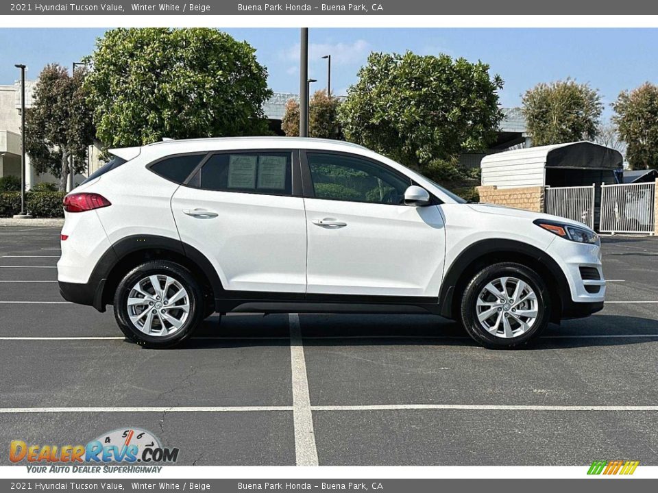 2021 Hyundai Tucson Value Winter White / Beige Photo #3