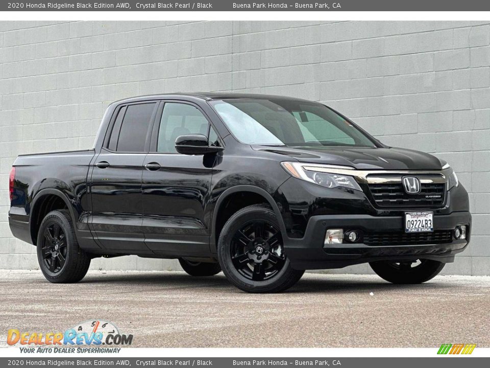 Front 3/4 View of 2020 Honda Ridgeline Black Edition AWD Photo #2