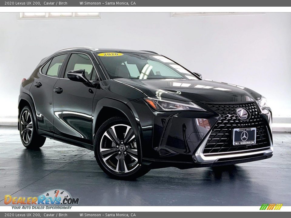 Front 3/4 View of 2020 Lexus UX 200 Photo #33