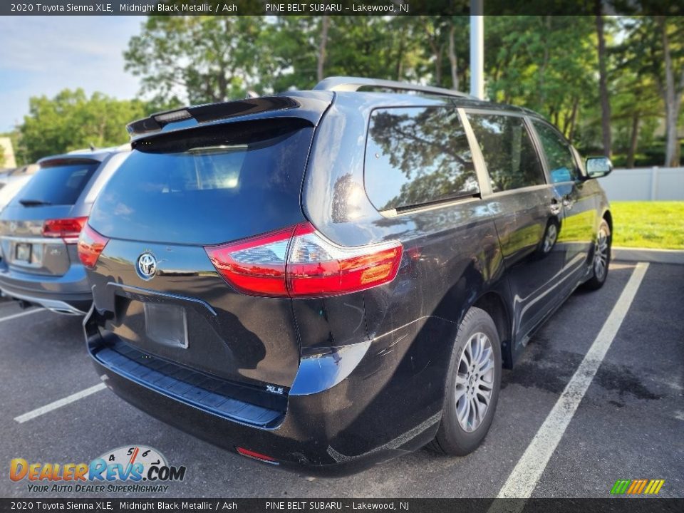 2020 Toyota Sienna XLE Midnight Black Metallic / Ash Photo #3