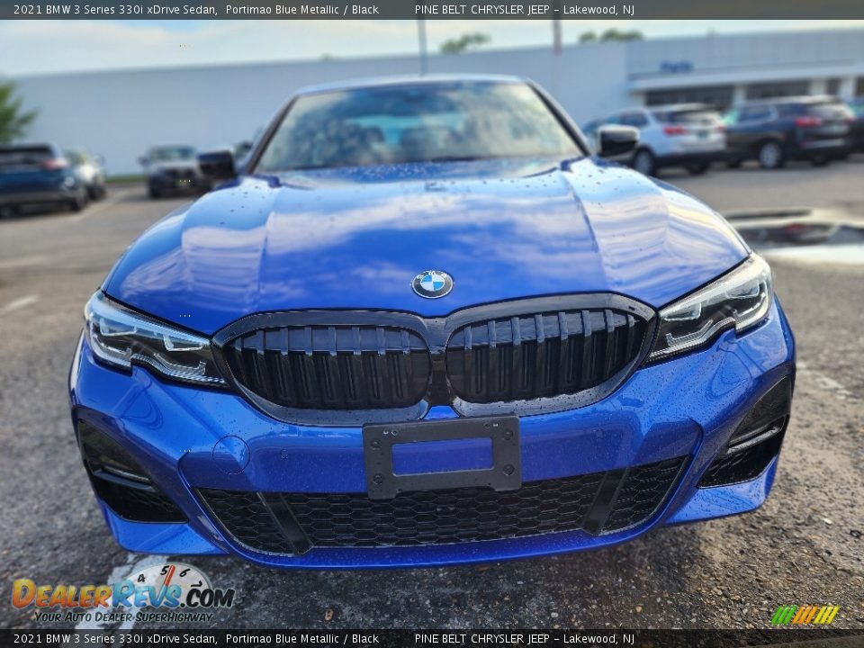 2021 BMW 3 Series 330i xDrive Sedan Portimao Blue Metallic / Black Photo #2