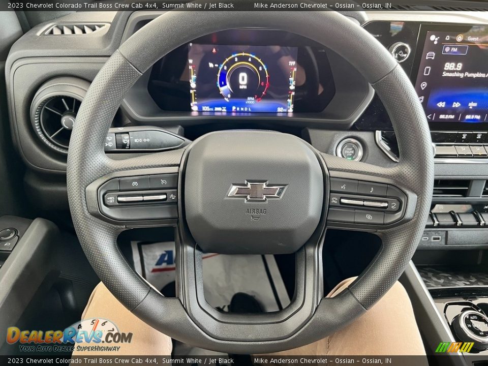 2023 Chevrolet Colorado Trail Boss Crew Cab 4x4 Steering Wheel Photo #17