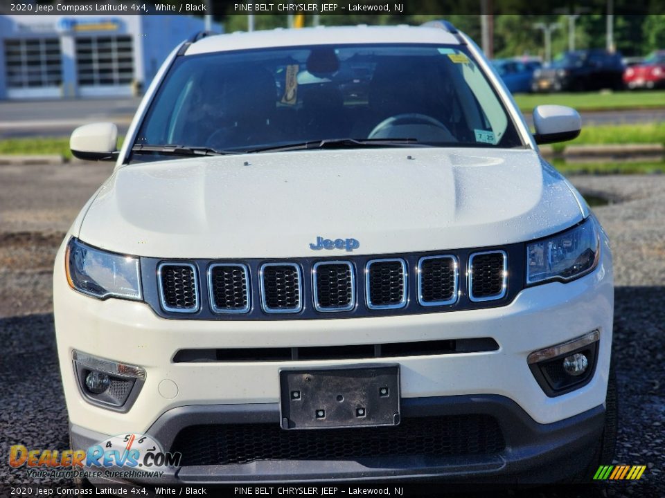 2020 Jeep Compass Latitude 4x4 White / Black Photo #2