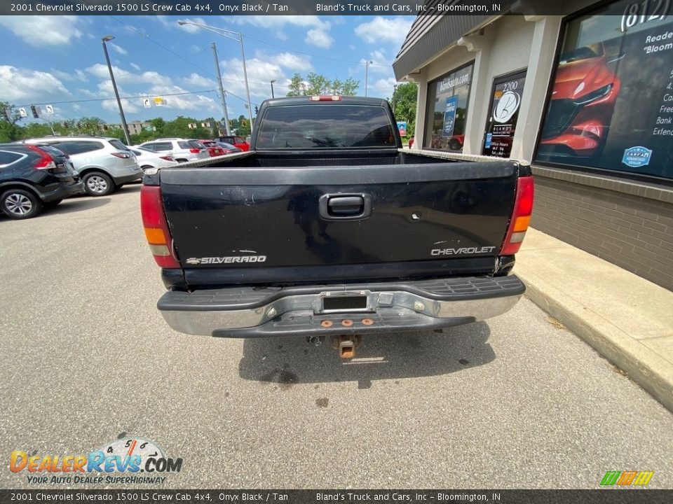 2001 Chevrolet Silverado 1500 LS Crew Cab 4x4 Onyx Black / Tan Photo #5