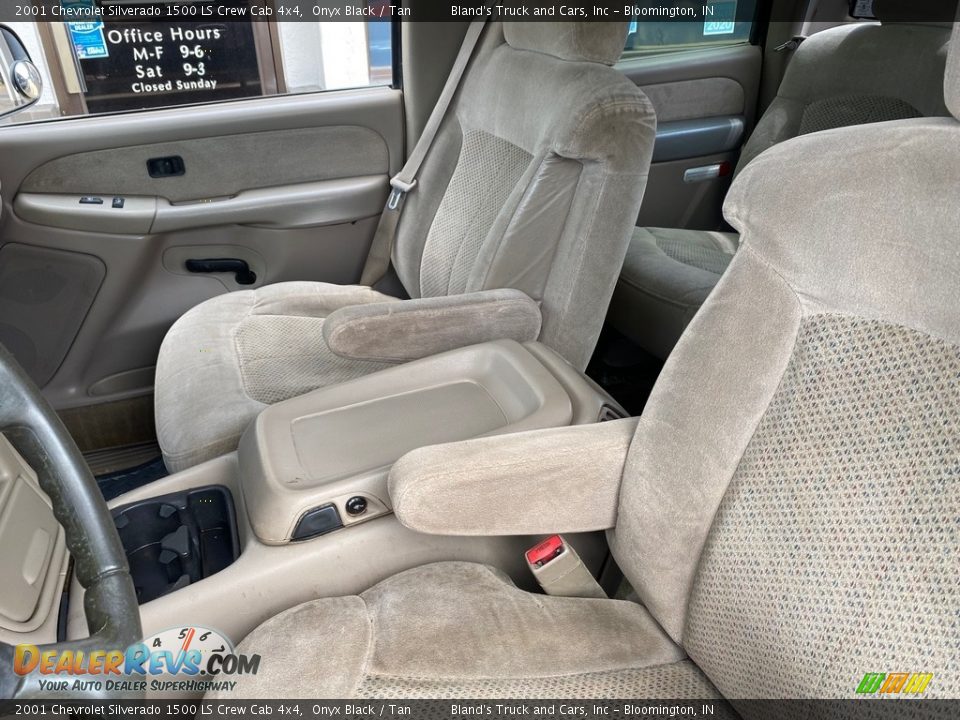 2001 Chevrolet Silverado 1500 LS Crew Cab 4x4 Onyx Black / Tan Photo #12