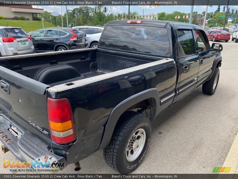 2001 Chevrolet Silverado 1500 LS Crew Cab 4x4 Onyx Black / Tan Photo #17