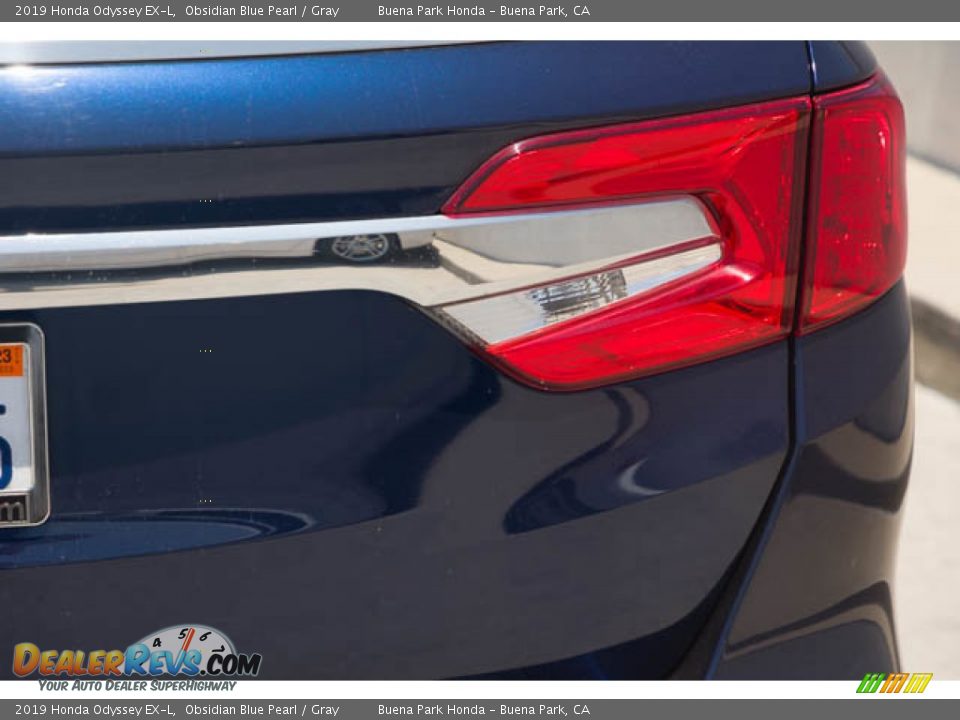 2019 Honda Odyssey EX-L Obsidian Blue Pearl / Gray Photo #11