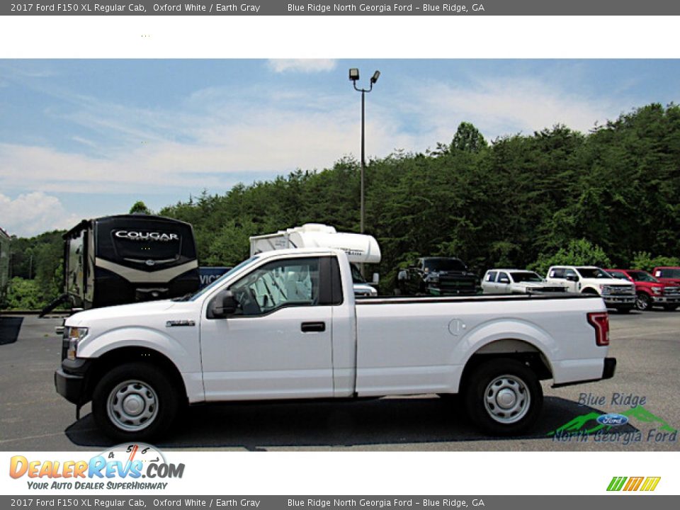 2017 Ford F150 XL Regular Cab Oxford White / Earth Gray Photo #2