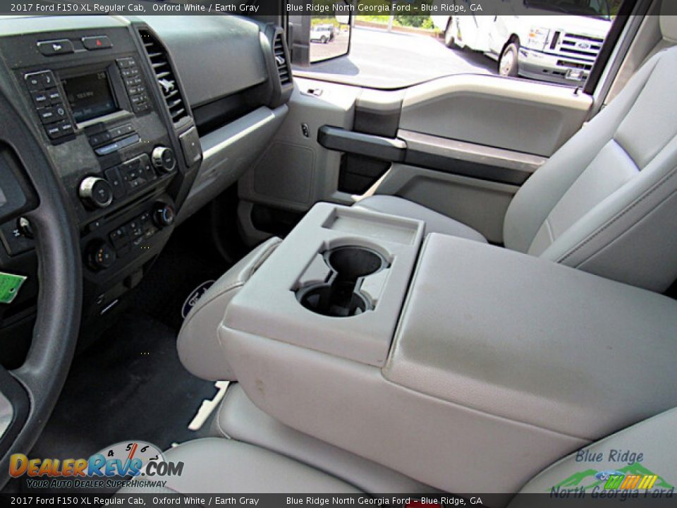 2017 Ford F150 XL Regular Cab Oxford White / Earth Gray Photo #18