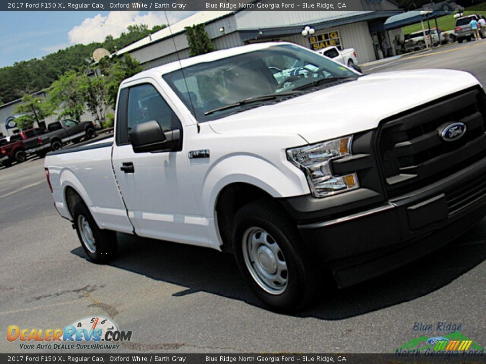 2017 Ford F150 XL Regular Cab Oxford White / Earth Gray Photo #20