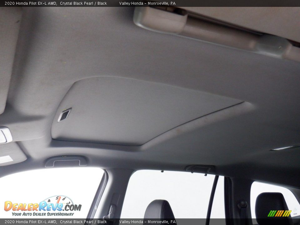 2020 Honda Pilot EX-L AWD Crystal Black Pearl / Black Photo #10