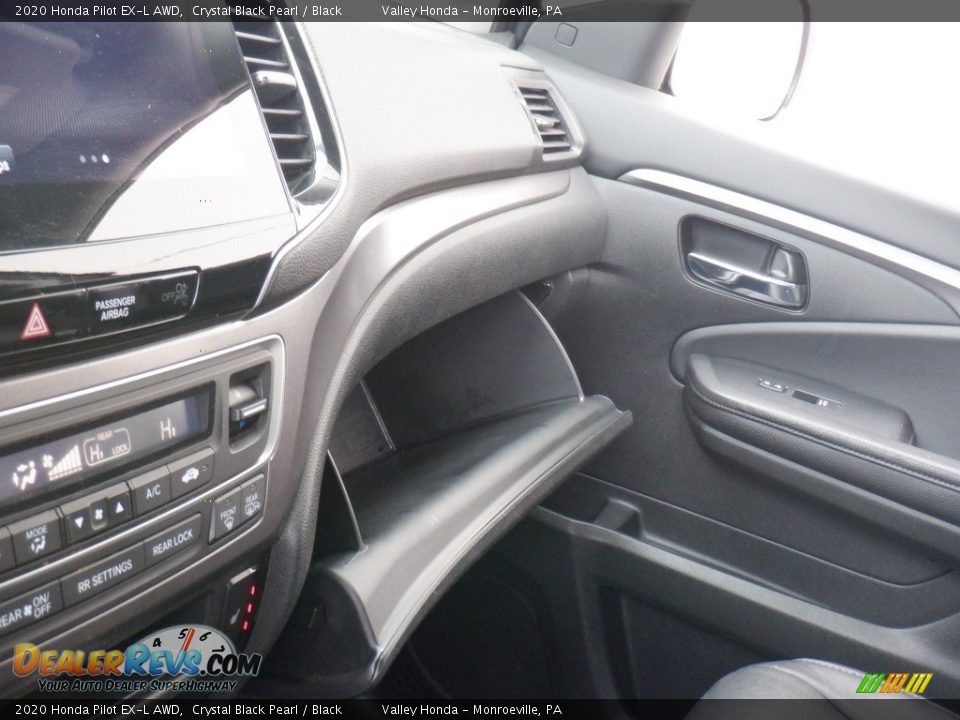 2020 Honda Pilot EX-L AWD Crystal Black Pearl / Black Photo #28