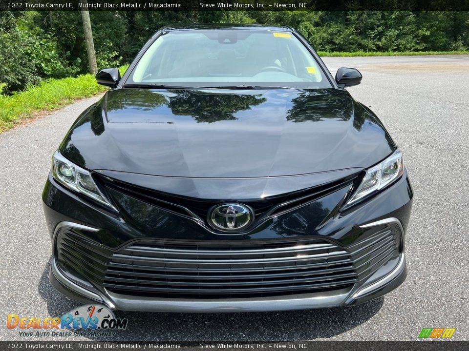 2022 Toyota Camry LE Midnight Black Metallic / Macadamia Photo #4