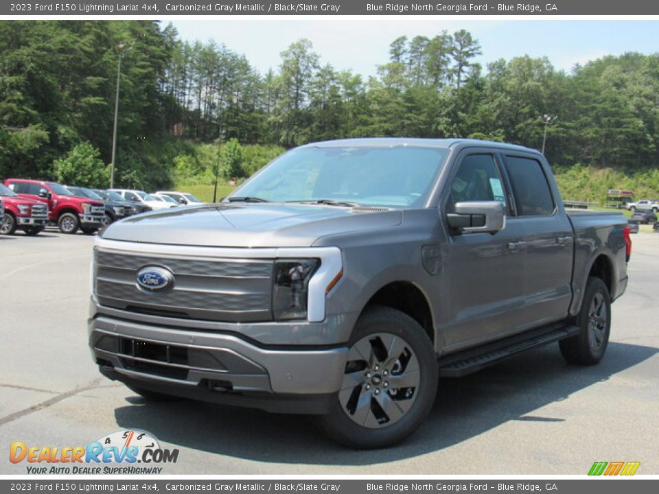 Front 3/4 View of 2023 Ford F150 Lightning Lariat 4x4 Photo #1