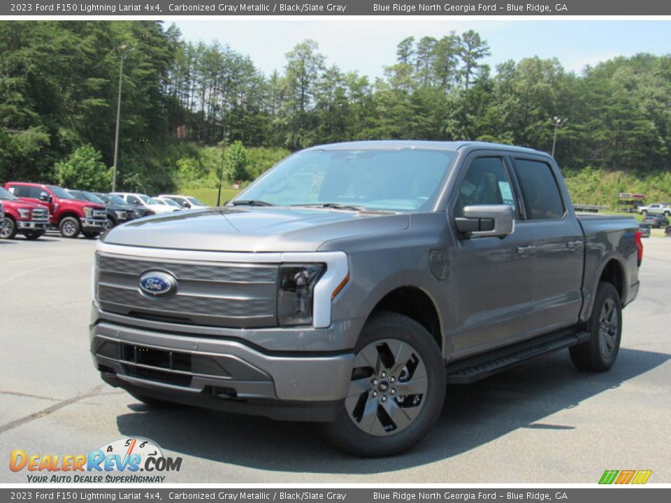 Front 3/4 View of 2023 Ford F150 Lightning Lariat 4x4 Photo #1