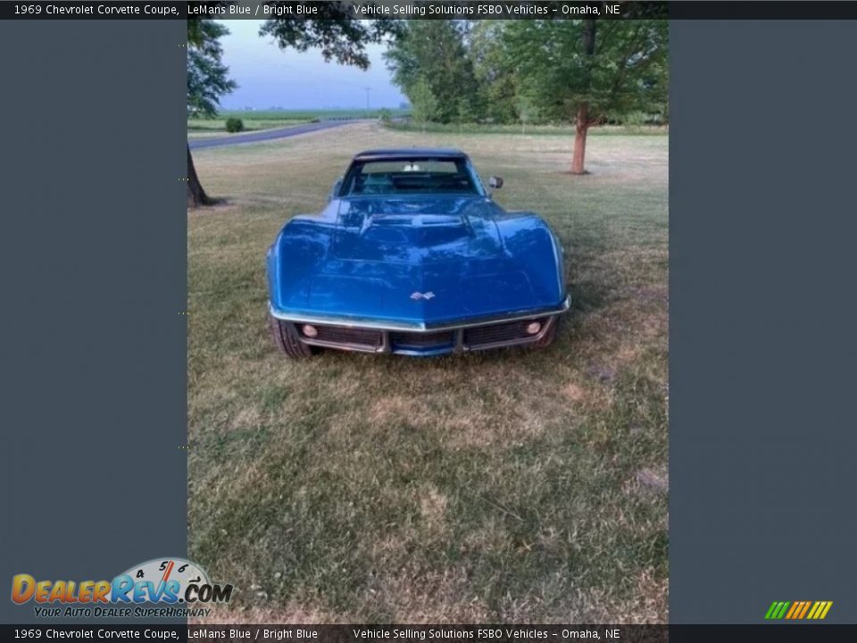 1969 Chevrolet Corvette Coupe LeMans Blue / Bright Blue Photo #2