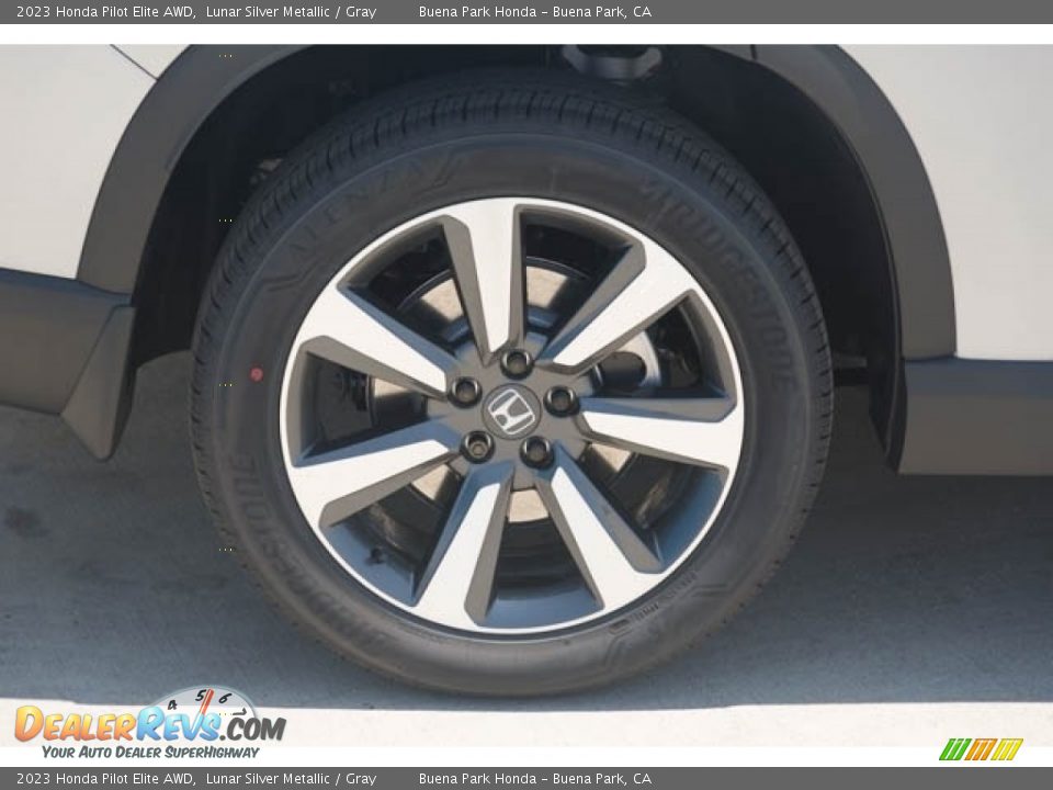 2023 Honda Pilot Elite AWD Wheel Photo #8