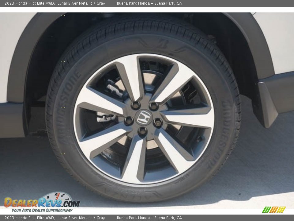 2023 Honda Pilot Elite AWD Wheel Photo #10