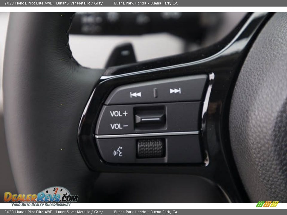 2023 Honda Pilot Elite AWD Steering Wheel Photo #18