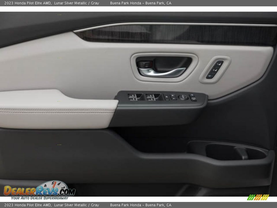 Door Panel of 2023 Honda Pilot Elite AWD Photo #33