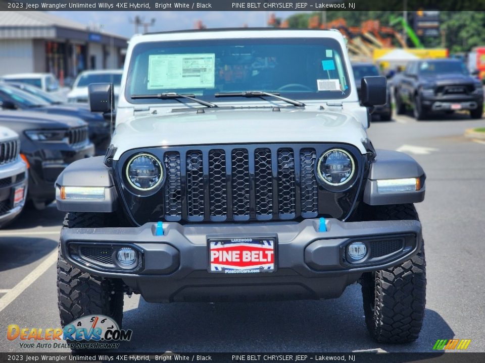 2023 Jeep Wrangler Unlimited Willys 4XE Hybrid Bright White / Black Photo #2