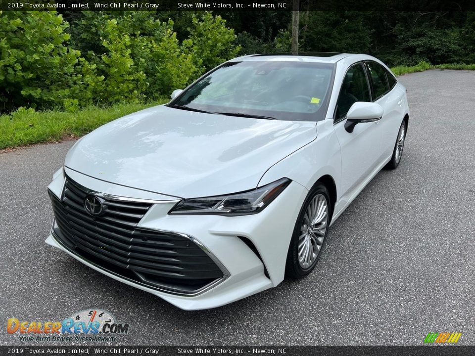 2019 Toyota Avalon Limited Wind Chill Pearl / Gray Photo #2