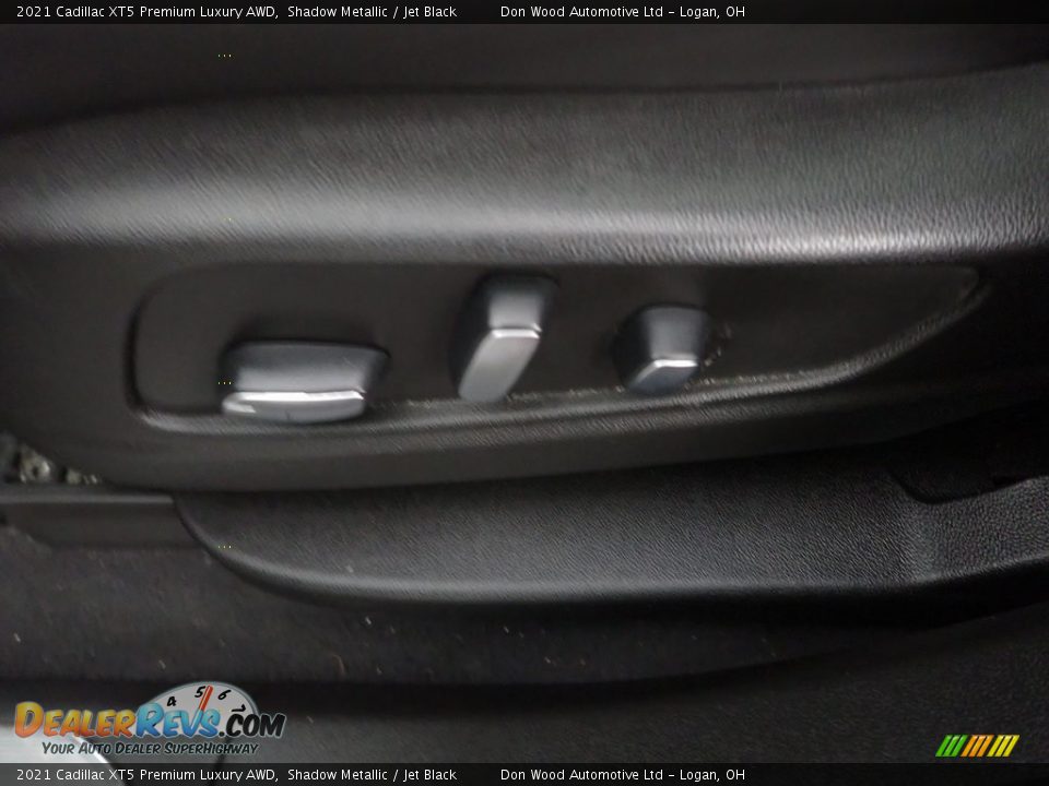 Front Seat of 2021 Cadillac XT5 Premium Luxury AWD Photo #16