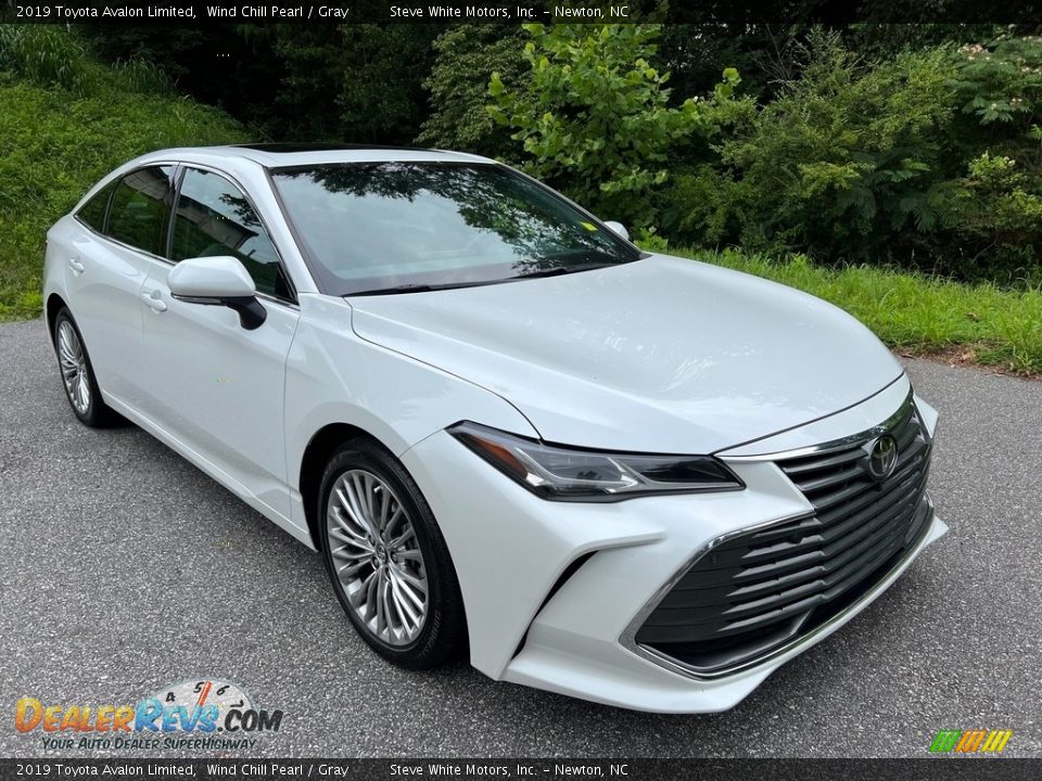 2019 Toyota Avalon Limited Wind Chill Pearl / Gray Photo #4
