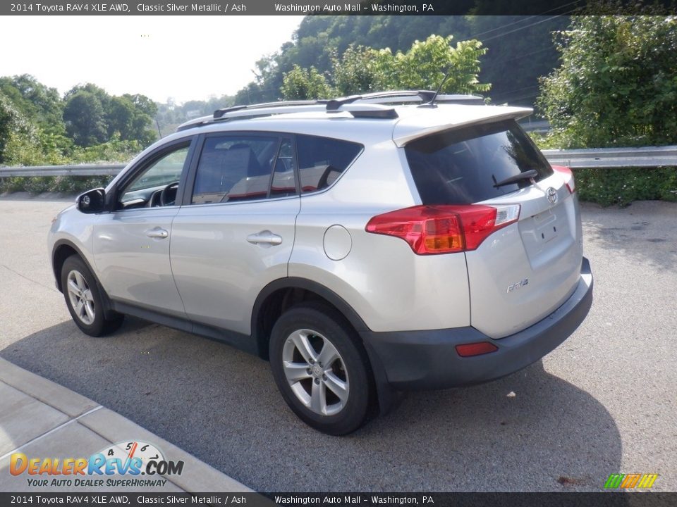 2014 Toyota RAV4 XLE AWD Classic Silver Metallic / Ash Photo #16