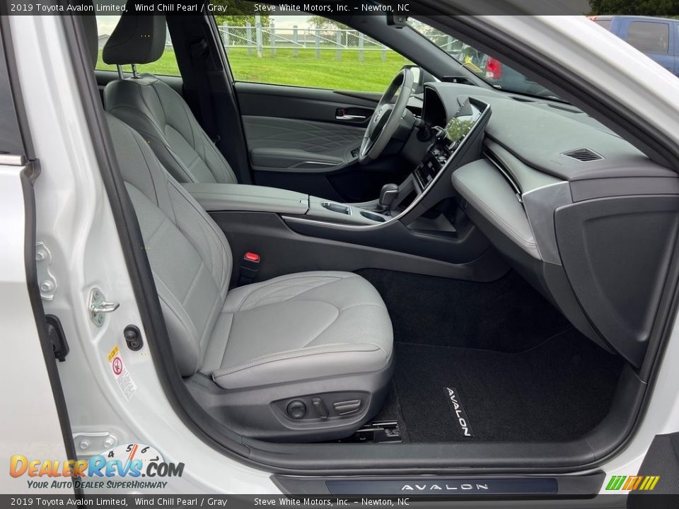 2019 Toyota Avalon Limited Wind Chill Pearl / Gray Photo #15