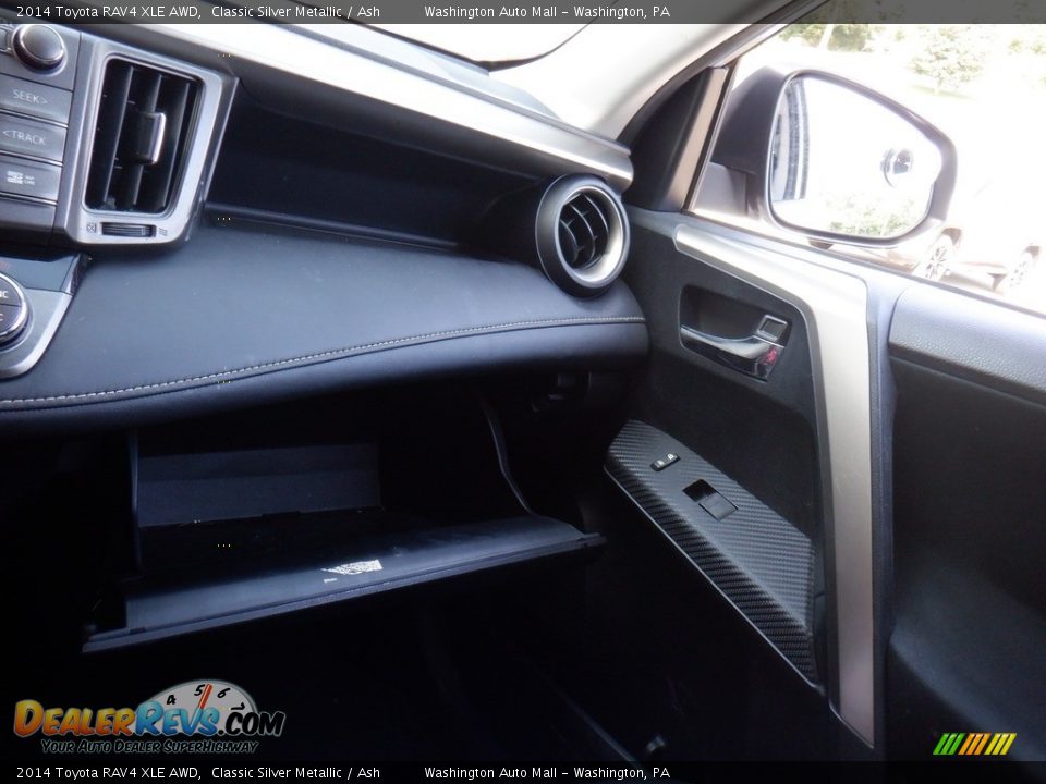 2014 Toyota RAV4 XLE AWD Classic Silver Metallic / Ash Photo #25