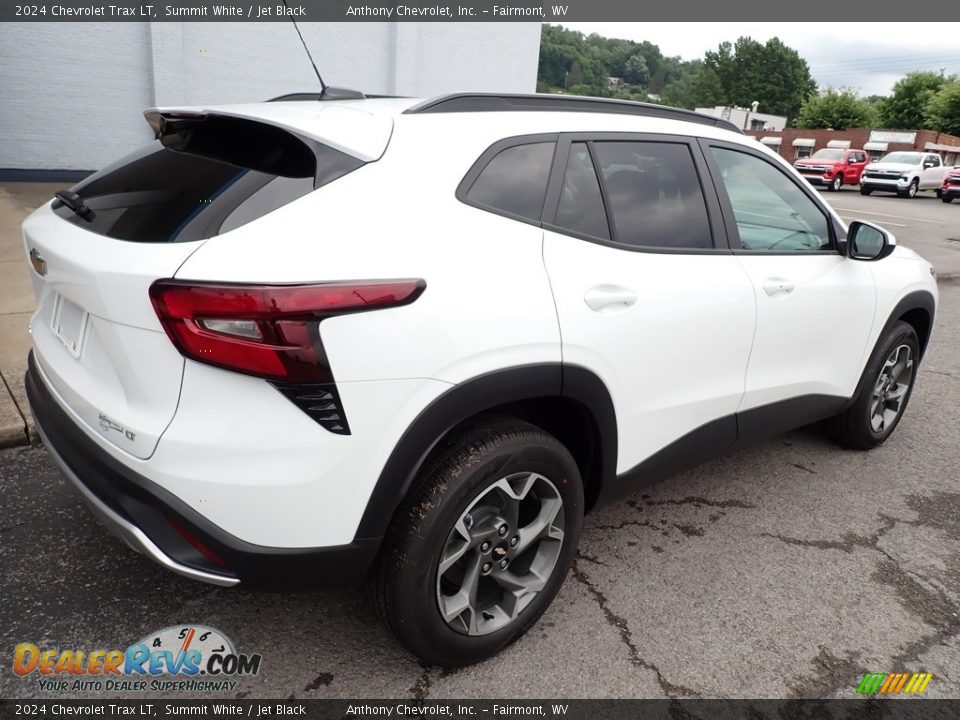2024 Chevrolet Trax LT Summit White / Jet Black Photo #3