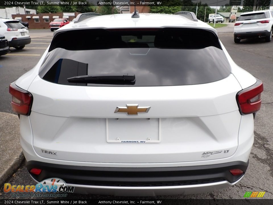 2024 Chevrolet Trax LT Summit White / Jet Black Photo #4