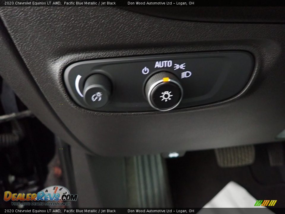 2020 Chevrolet Equinox LT AWD Pacific Blue Metallic / Jet Black Photo #15