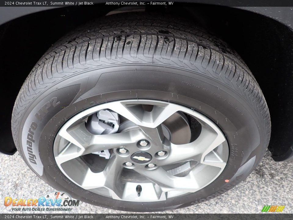2024 Chevrolet Trax LT Wheel Photo #10