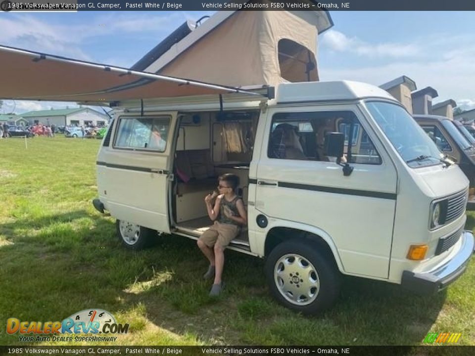 Pastel White 1985 Volkswagen Vanagon GL Camper Photo #1