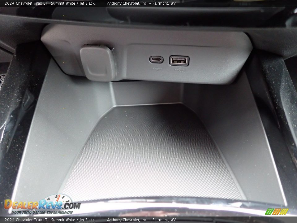 2024 Chevrolet Trax LT Summit White / Jet Black Photo #18