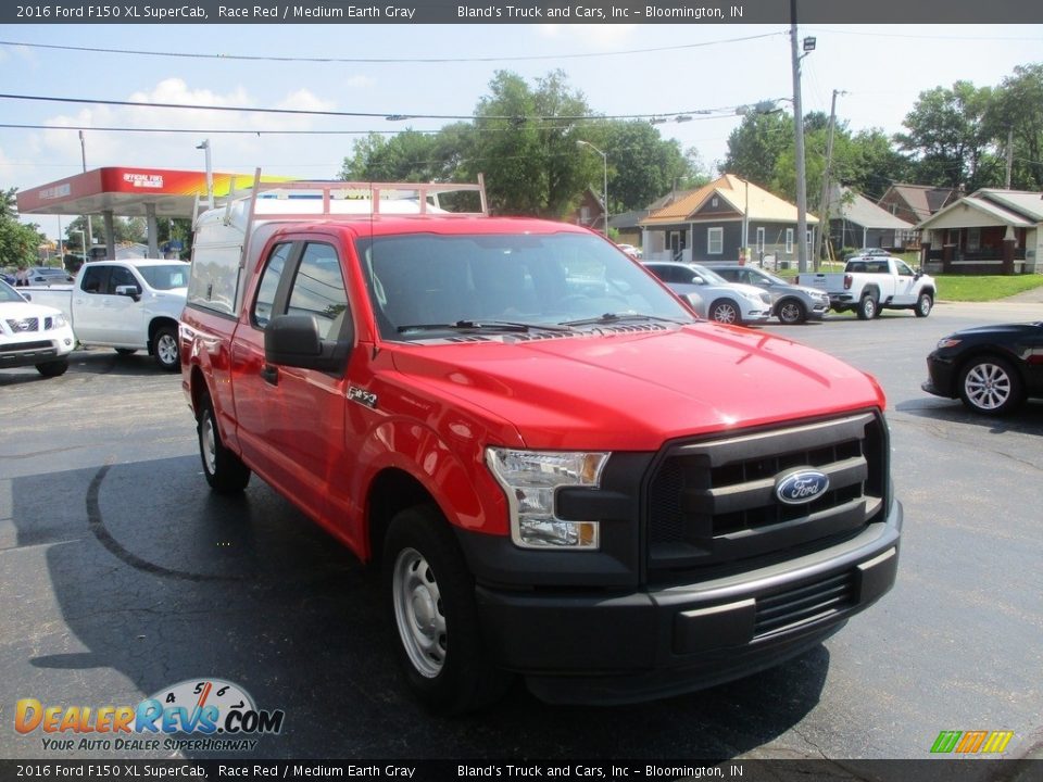 Front 3/4 View of 2016 Ford F150 XL SuperCab Photo #5