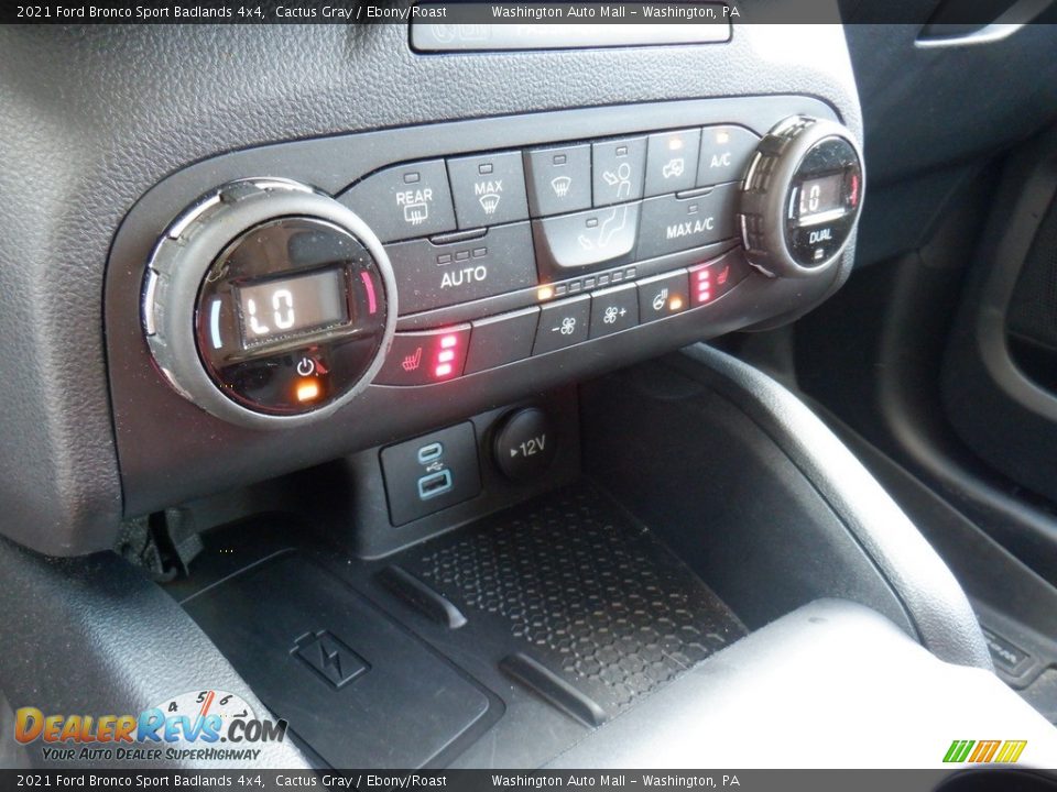 Controls of 2021 Ford Bronco Sport Badlands 4x4 Photo #6