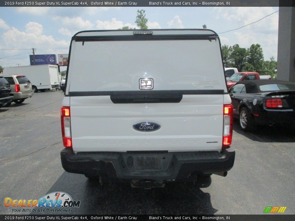 2019 Ford F250 Super Duty XL SuperCab 4x4 Oxford White / Earth Gray Photo #24