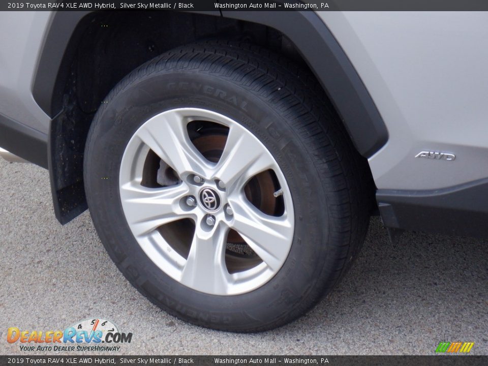 2019 Toyota RAV4 XLE AWD Hybrid Wheel Photo #3