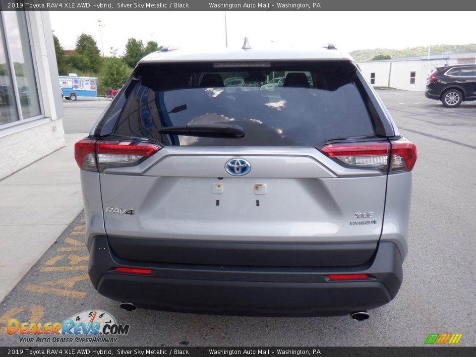 2019 Toyota RAV4 XLE AWD Hybrid Silver Sky Metallic / Black Photo #8